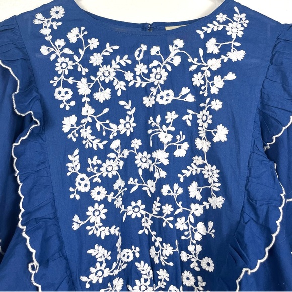 FARM Rio Blue and White Floral Embroidered Ruffled Blouse Top Medium - Picture 4 of 9